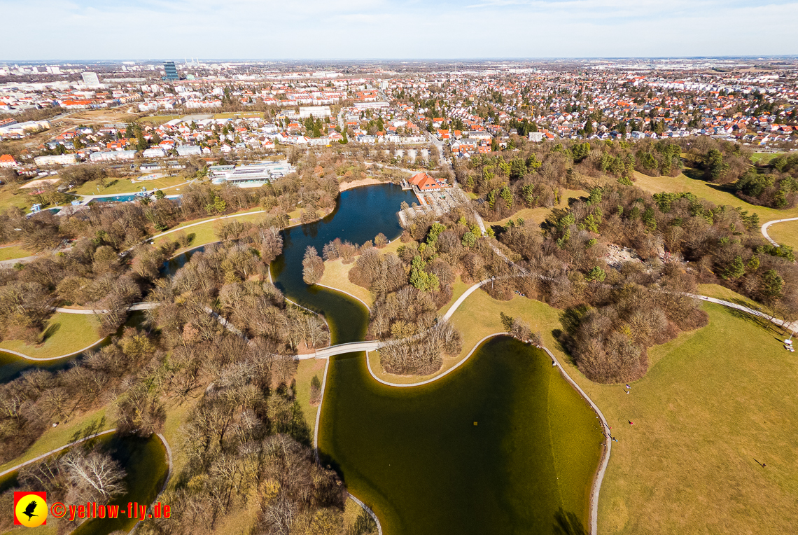 20.02.2023 -  Ostparksee und Schule am Strehleranger mit Umgebung in Neuperlach